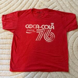 Coca-Cola 76 1976 Division Atletica T-Shirt XL Red Vintage Style Graphic Soft